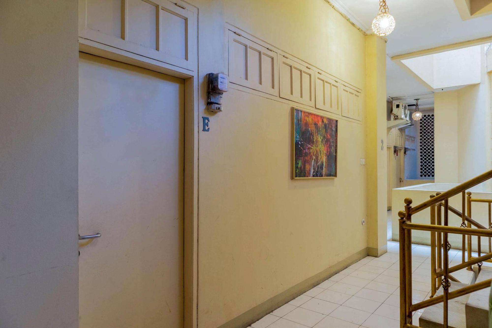 Oyo 1111 Pasar Baru Inn Jakarta Eksteriør billede